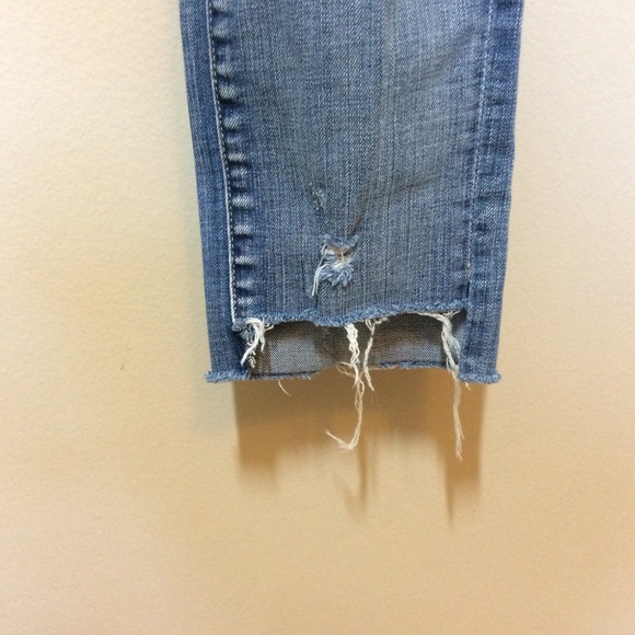 Blank nyc bleach distressed step hem jeans - Picture 3 of 12